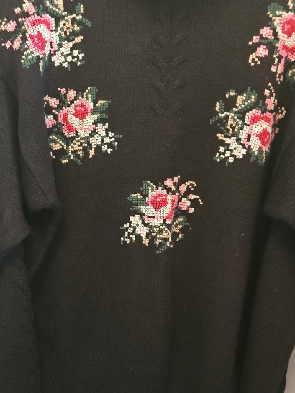 VTG China Wear By Morsly Turtleneck Womens M Black Cross Stitched Embroid Roses